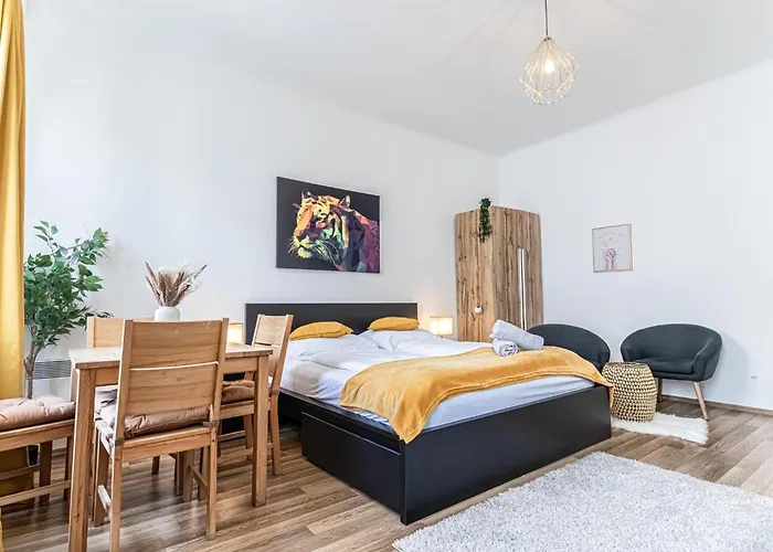 Modern 1br Flat Near Westbahnhof Station * Vienna