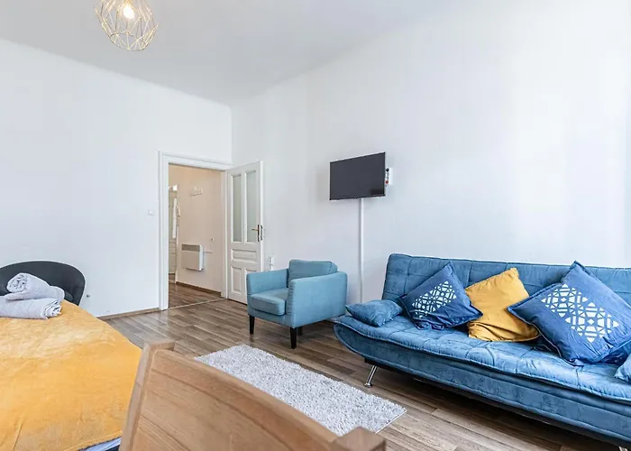 Modern 1br Flat Near Westbahnhof Station Apartment